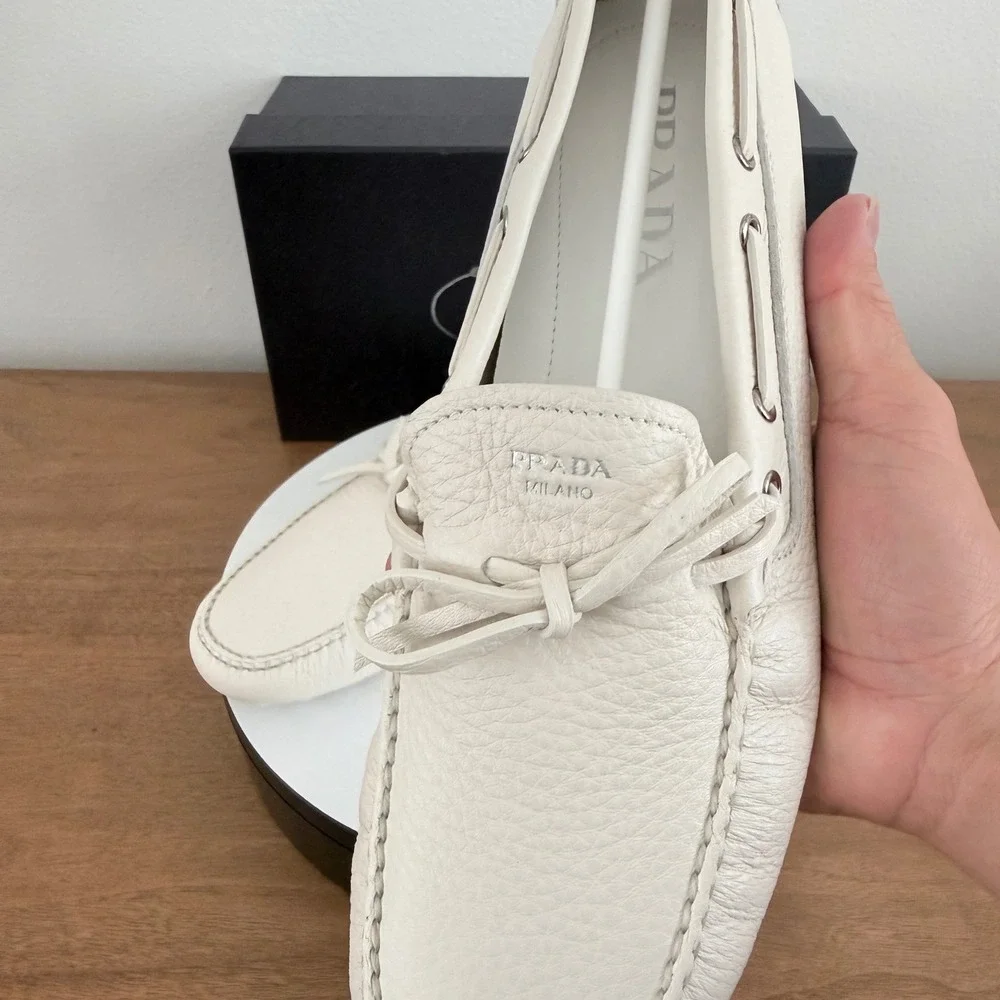 Prada Mens Bianco White Pebbled Leather Driving Loafers 2DD190 US Size 9